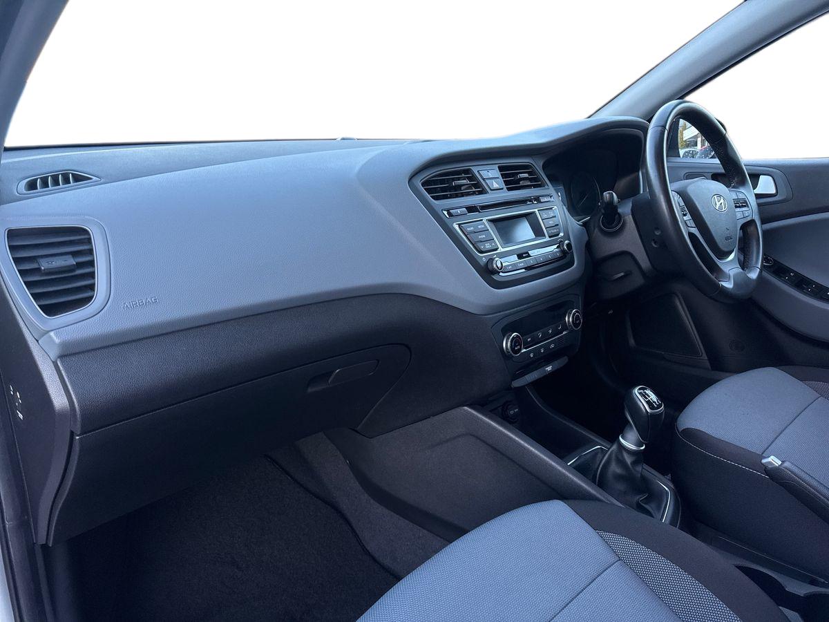 Used Hyundai i20 2016 for sale - 77094278: Photo 7