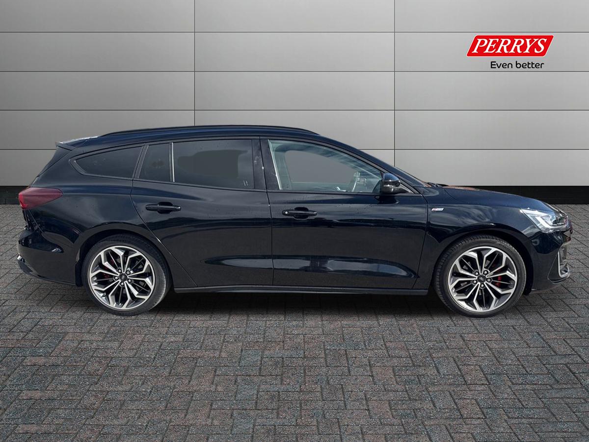 Used Ford Focus 2022 for sale - 75995865: Photo 3