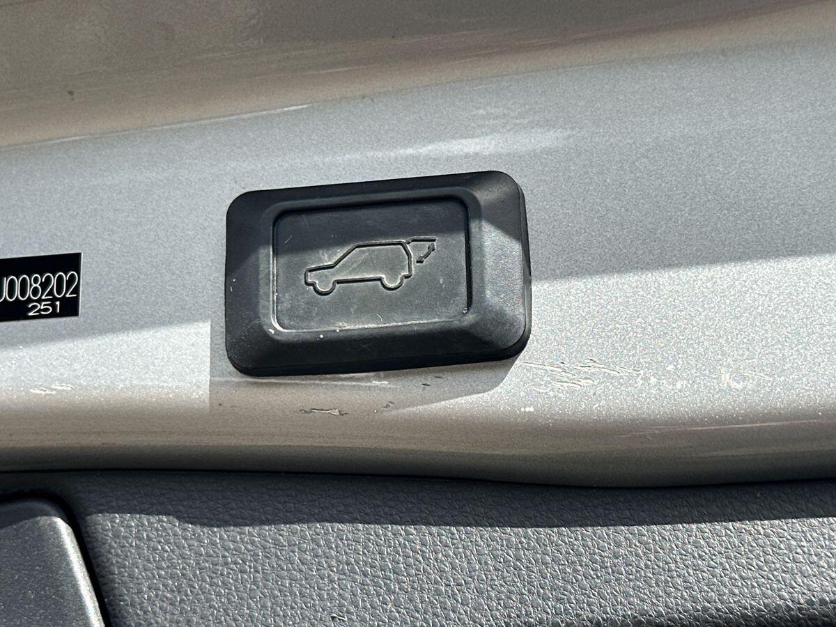 Used Toyota RAV4 2019 for sale - 77162920: Photo 14