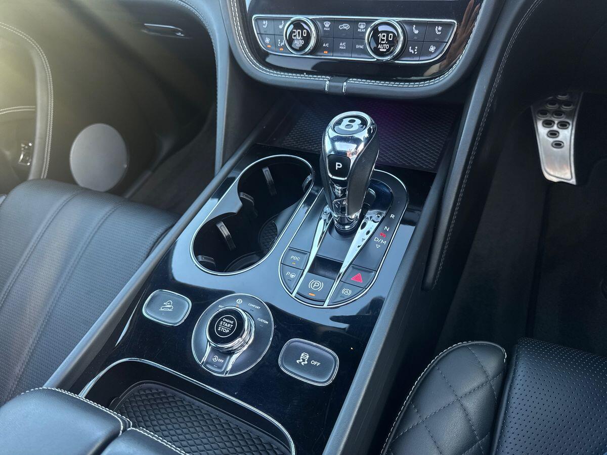 Used Bentley Bentayga 2018 for sale - 76995794: Photo 19