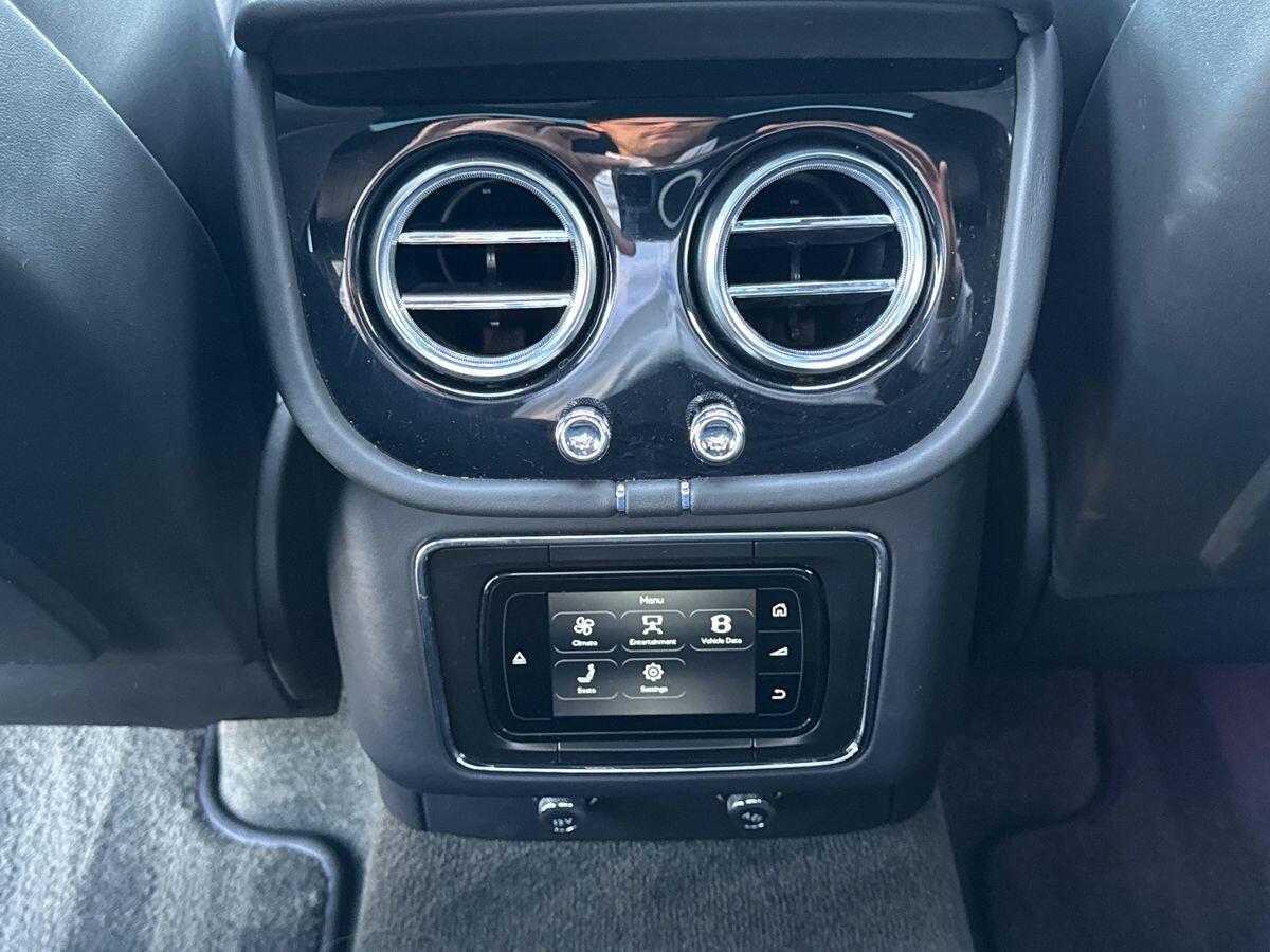 Used Bentley Bentayga 2018 for sale - 76995794: Photo 31