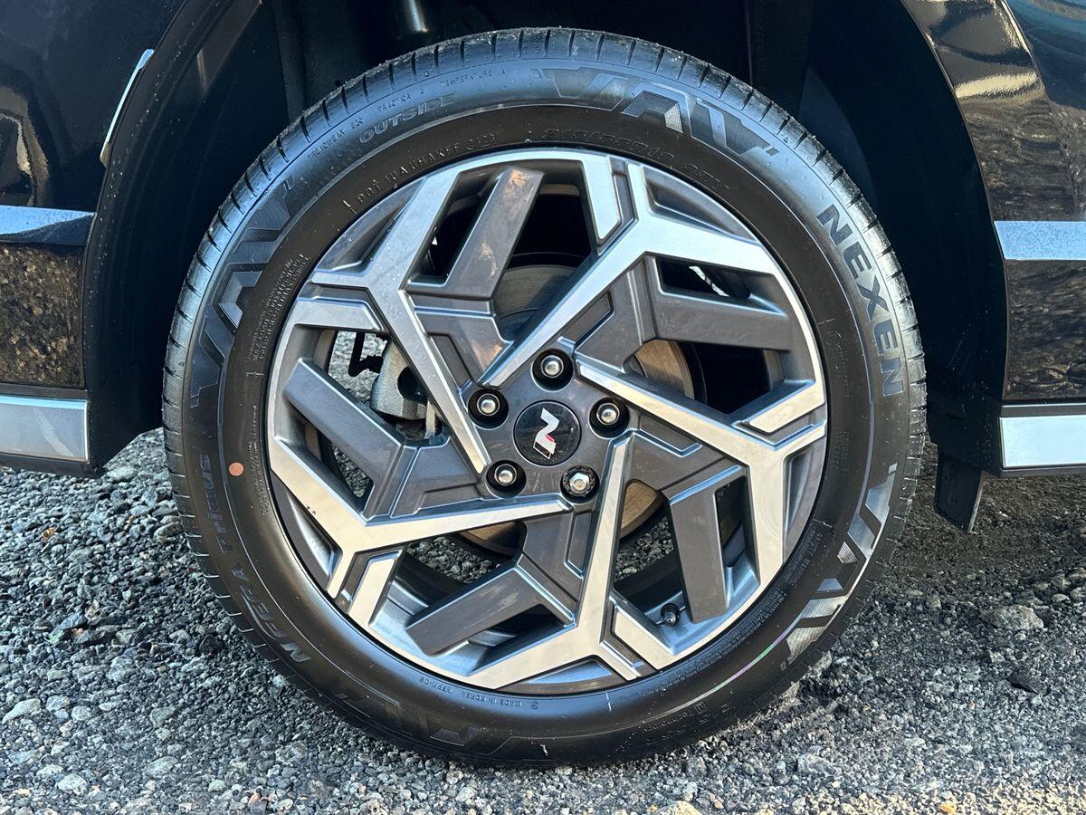 Used Hyundai KONA 2023 for sale - 76832357: Photo 5