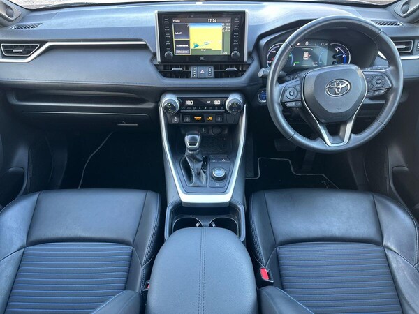 Used Toyota RAV4 2020 for sale - 76121365: Photo 10