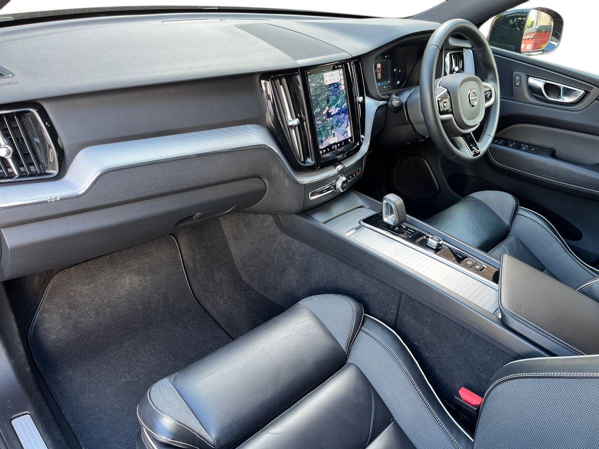 Used Volvo XC60 for sale - 77175377: Photo 2