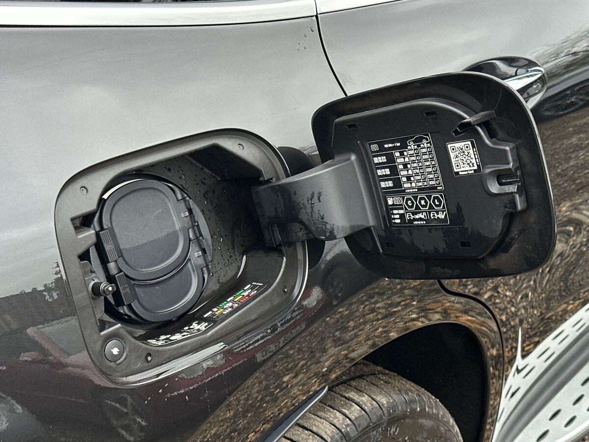 Used Mercedes-Benz EQC 2023 for sale - 76935872: Photo 26