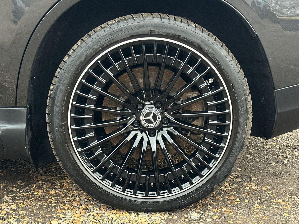 Used Mercedes-Benz EQC 2023 for sale - 76935872: Photo 5