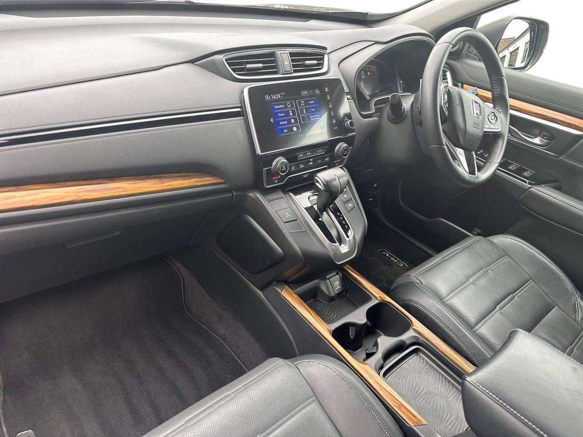 Used Honda CR-V 2018 for sale - 78157910: Photo 2