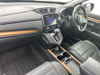 Used Honda CR-V 2018 for sale - 78157910: Photo