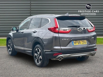 Used Honda CR-V 2018 for sale - 78157910: Photo