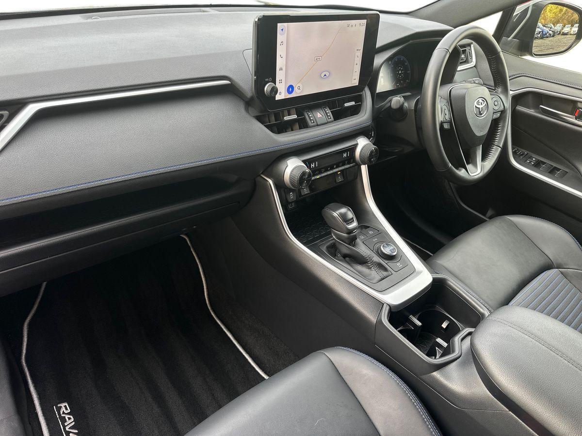 Used Toyota RAV4 2023 for sale - 76562126: Photo 2