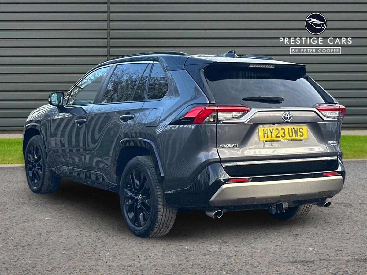 Used Toyota RAV4 2023 for sale - 76562126: Photo 3