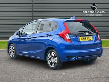 Used Honda Jazz 2019 for sale - 76136181: Photo 3