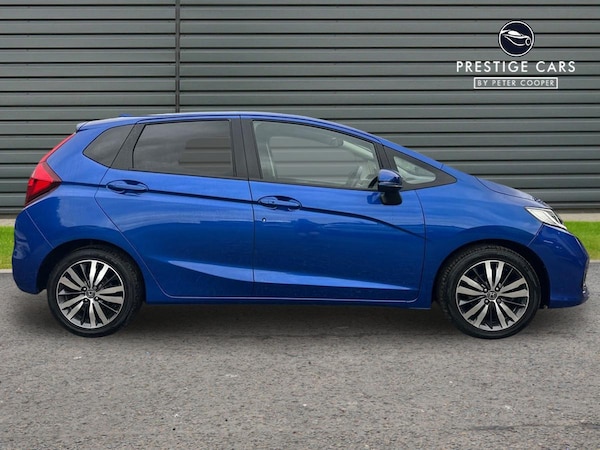 Used Honda Jazz 2019 for sale - 76136181: Photo 4