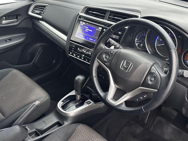 Used Honda Jazz 2019 for sale - 76136181: Photo 6