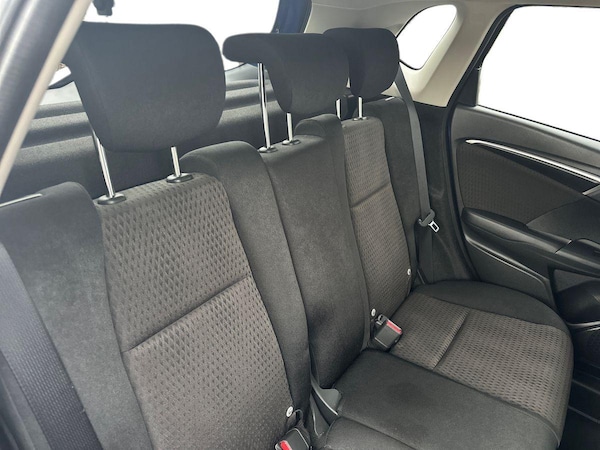 Used Honda Jazz 2019 for sale - 76136181: Photo 8