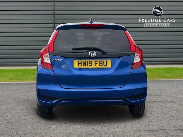 Used Honda Jazz 2019 for sale - 76136181: Photo 9