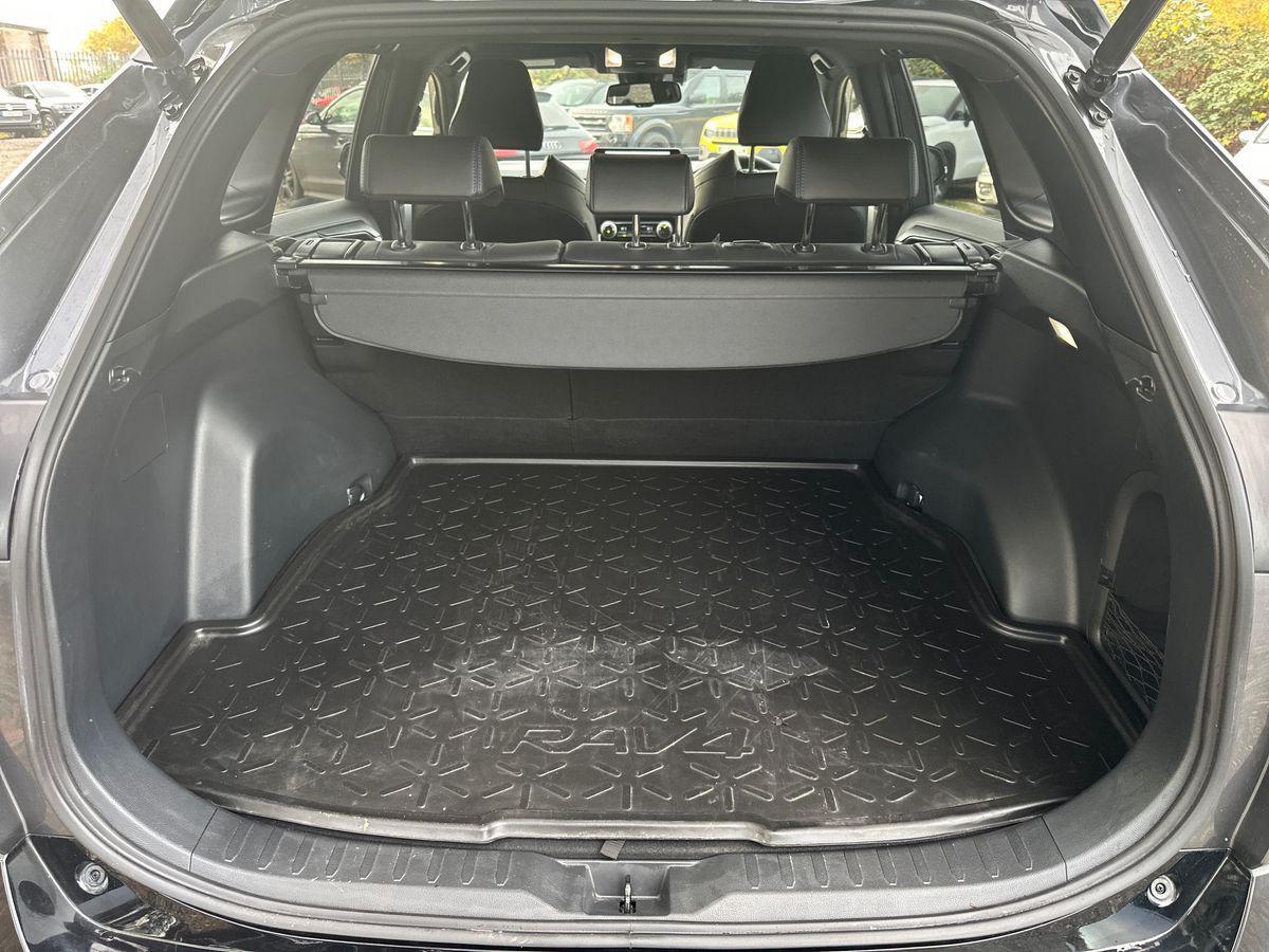 Used Toyota RAV4 2023 for sale - 76996202: Photo 11