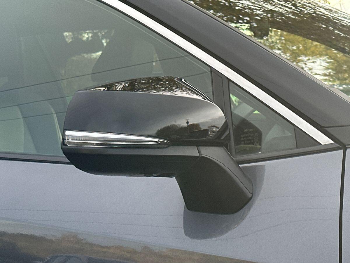 Used Toyota RAV4 2023 for sale - 76996202: Photo 23