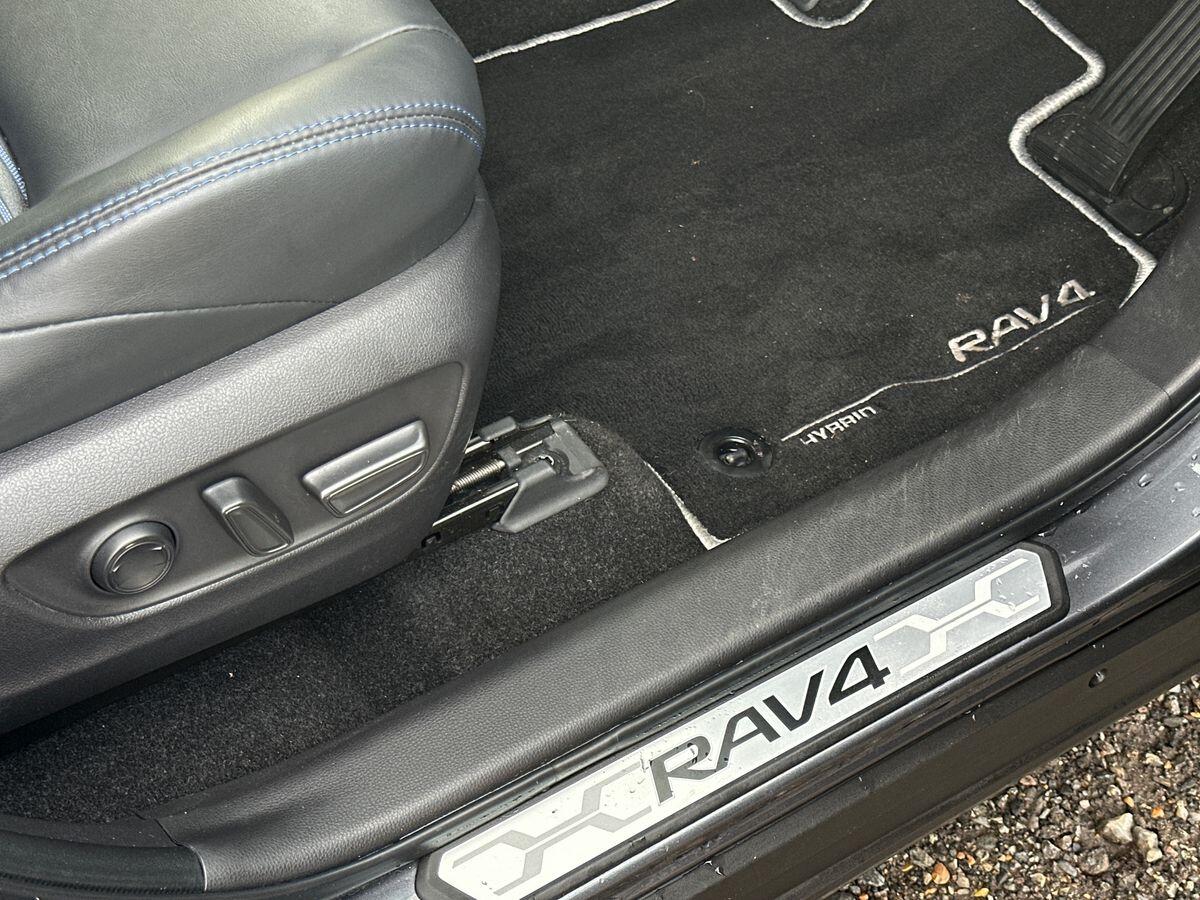 Used Toyota RAV4 2023 for sale - 76996202: Photo 29