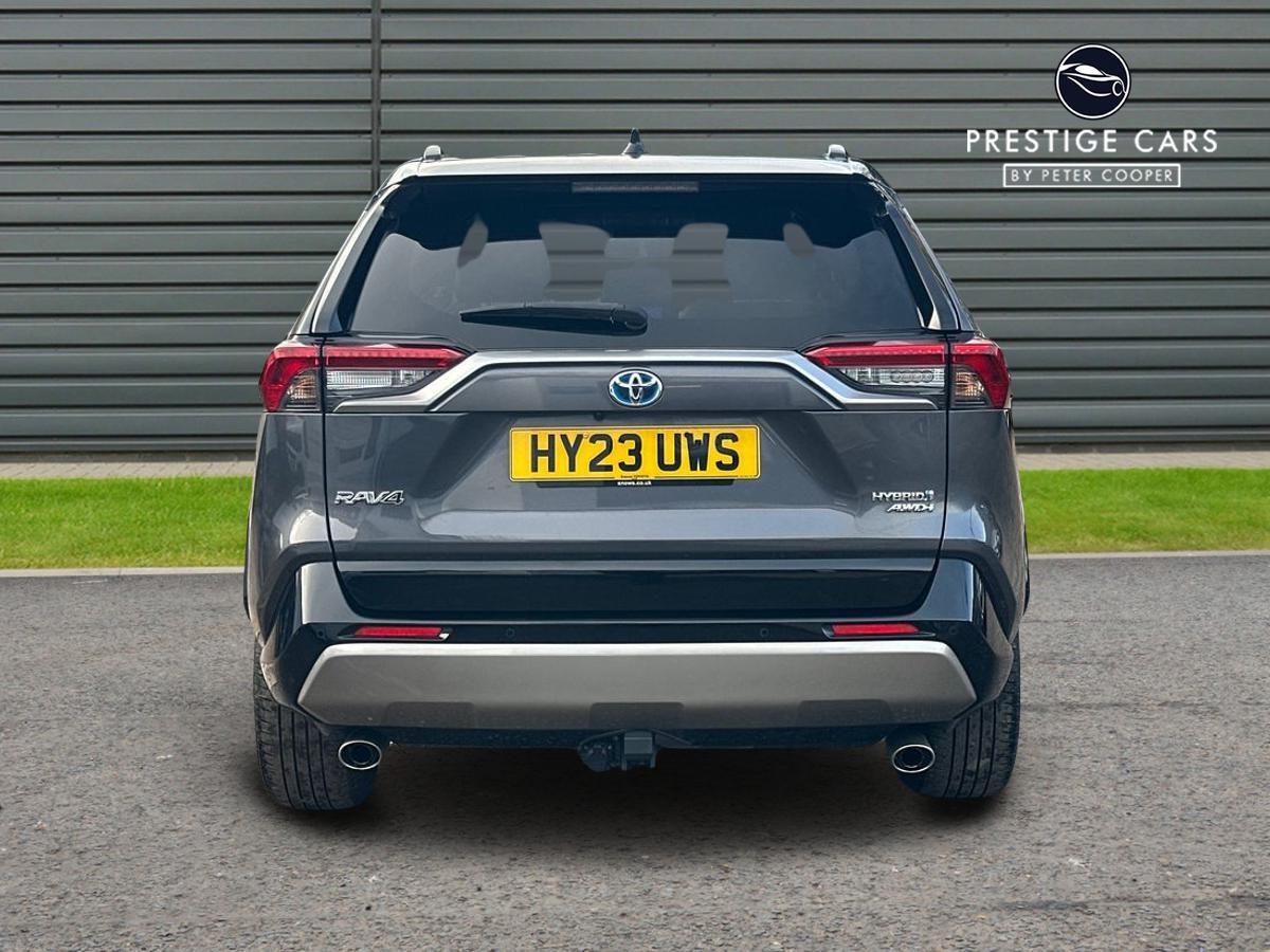 Used Toyota RAV4 2023 for sale - 76996202: Photo 9