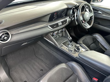 Used Alfa Romeo Stelvio 2020 for sale - 78622996: Photo