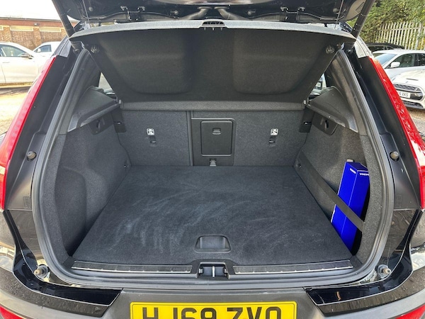 Used Volvo XC40 2020 for sale - 75697380: Photo 11