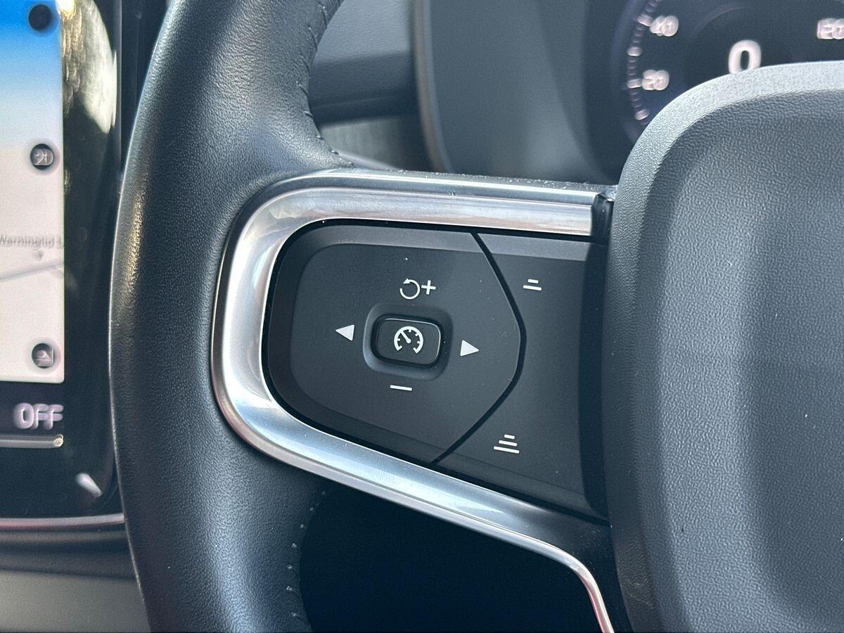 Used Volvo XC40 2020 for sale - 75697380: Photo 15