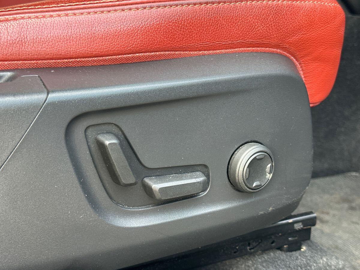 Used Volvo XC40 2020 for sale - 75697380: Photo 30