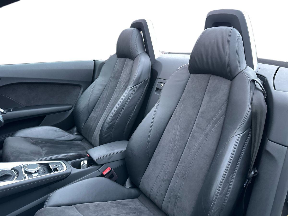 Used Audi TT for sale - 76993247: Photo 8