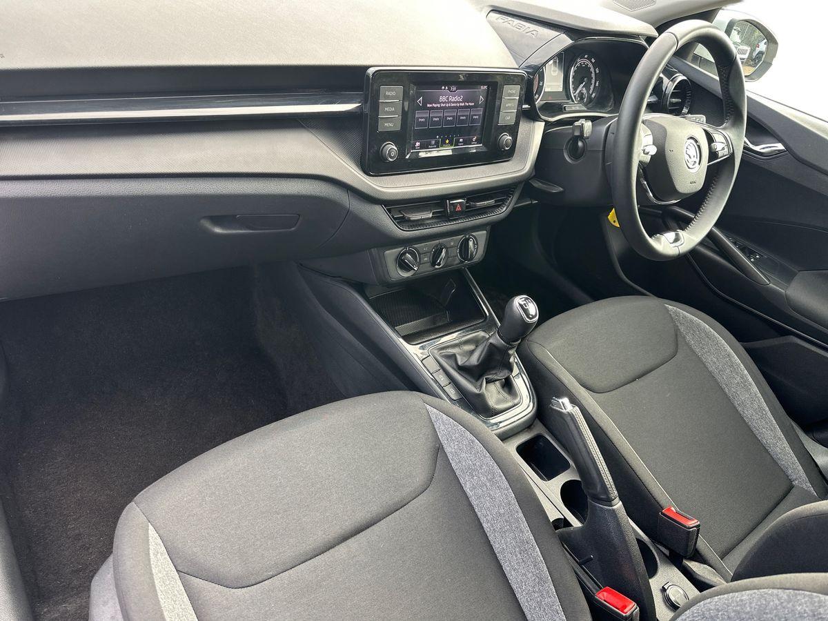 Used Skoda Fabia 2022 for sale - 76201327: Photo 2
