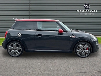 Used MINI Hatch 2018 for sale - 79168976: Photo