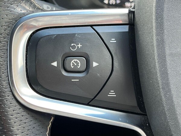 Used Volvo XC40 2021 for sale - 76084901: Photo 13