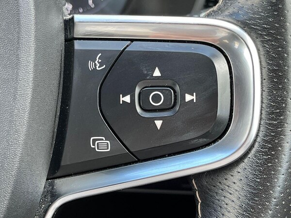 Used Volvo XC40 2021 for sale - 76084901: Photo 15