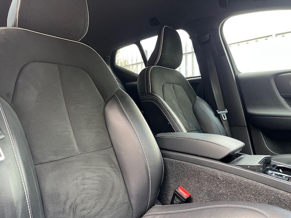 Used Volvo XC40 2021 for sale - 76084901: Photo 24