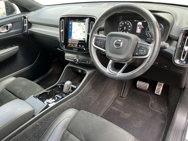Used Volvo XC40 2021 for sale - 76084901: Photo 5