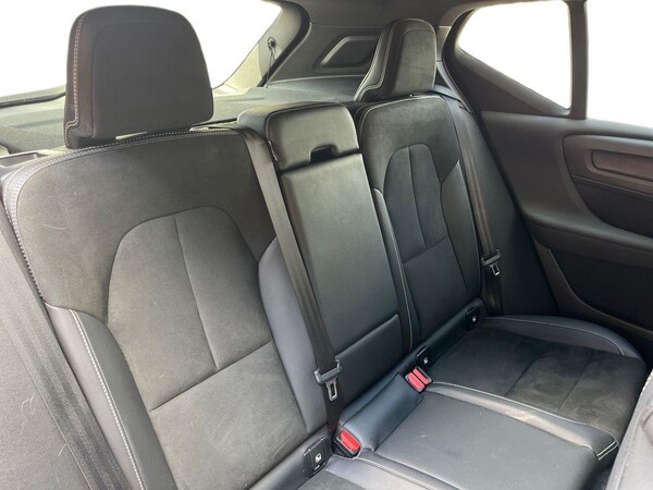 Used Volvo XC40 2021 for sale - 76084901: Photo 6