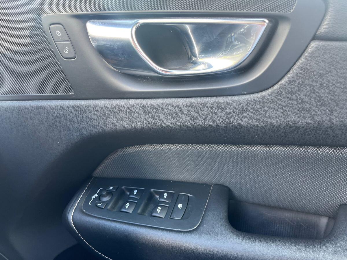 Used Volvo XC60 2022 for sale - 75915739: Photo 33