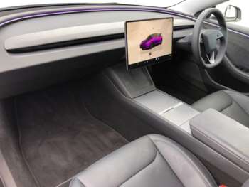 Used Tesla Model 3 2024 for sale - 74726624: Photo