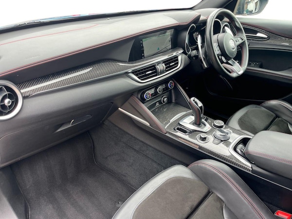 Used Alfa Romeo Stelvio 2022 for sale - 75377089: Photo 2