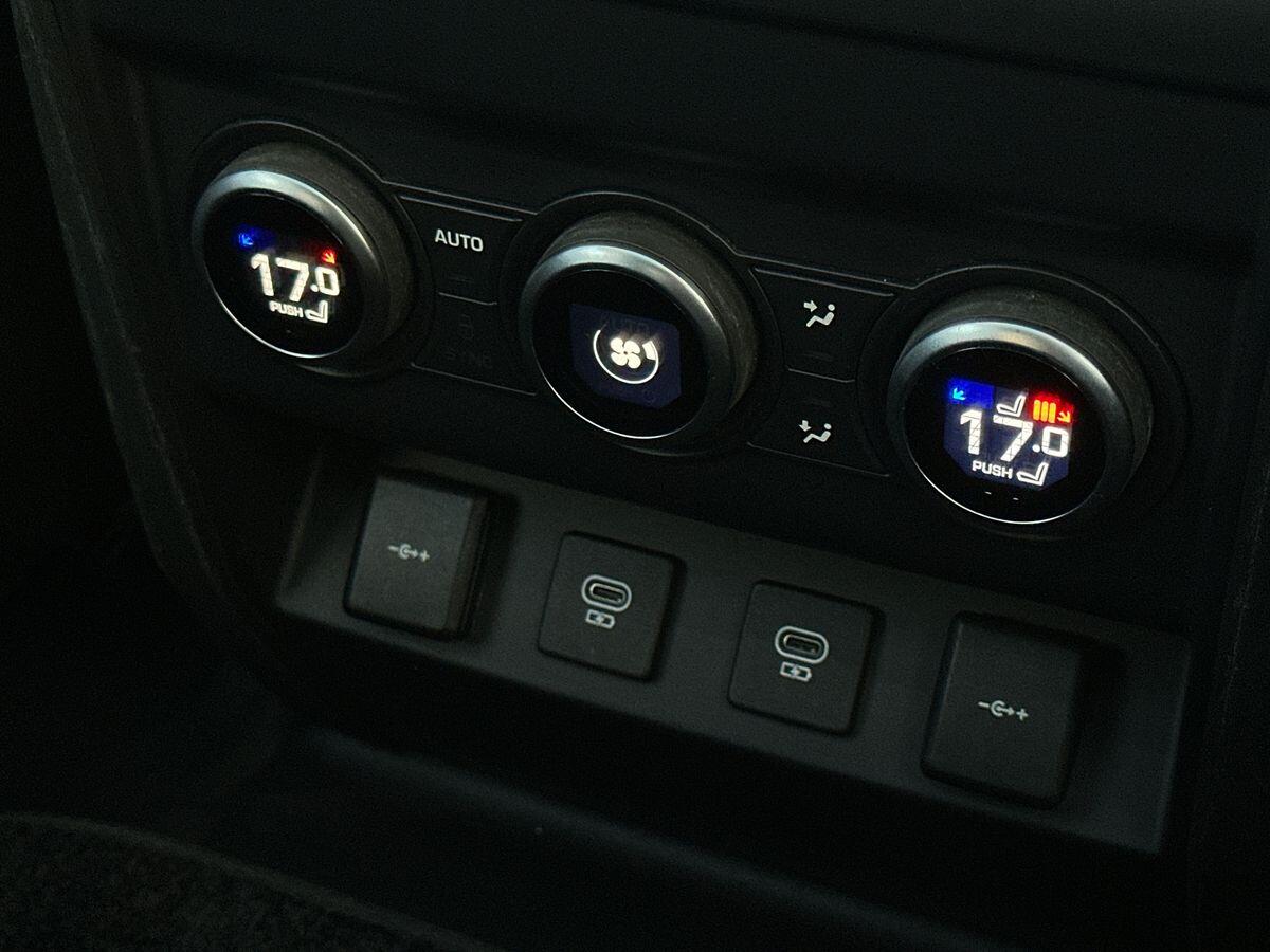 Used Land Rover Defender 2022 for sale - 77807607: Photo 24