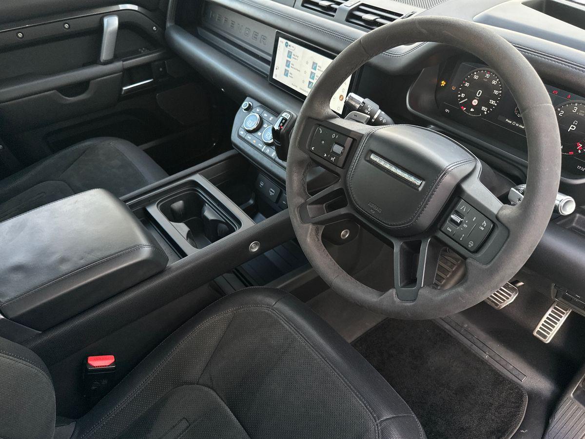 Used Land Rover Defender 2022 for sale - 77807607: Photo 6