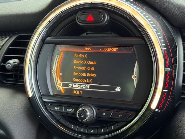Used MINI Hatch 2018 for sale - 76188488: Photo 26