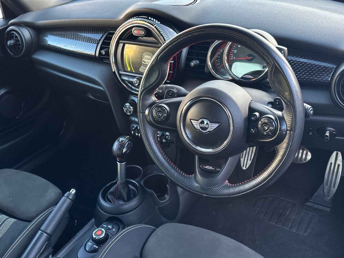 Used MINI Hatch 2018 for sale - 76188488: Photo 6