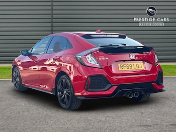 Used Honda Civic 2019 for sale - 75657920: Photo