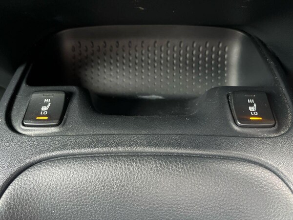 Used Toyota Corolla 2021 for sale - 76270585: Photo 30