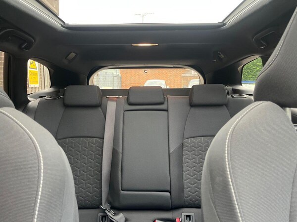 Used Toyota Corolla 2021 for sale - 76270585: Photo 31