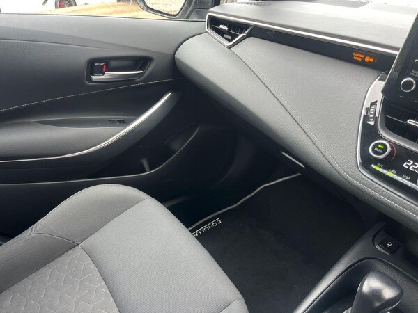 Used Toyota Corolla 2021 for sale - 76270585: Photo 32