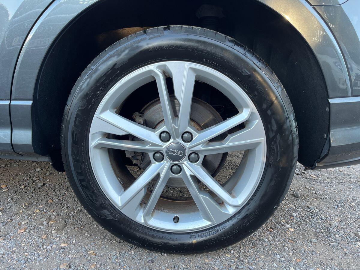 Used Audi Q3 2019 for sale - 76200051: Photo 5