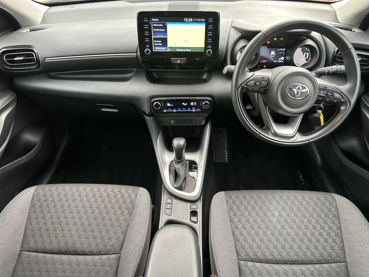 Used Toyota Yaris 2023 for sale - 77098020: Photo 10