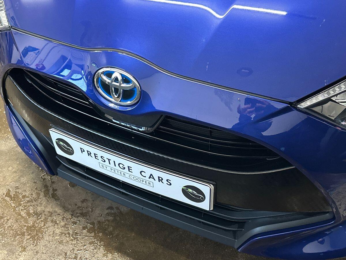 Used Toyota Yaris 2023 for sale - 77098020: Photo 37